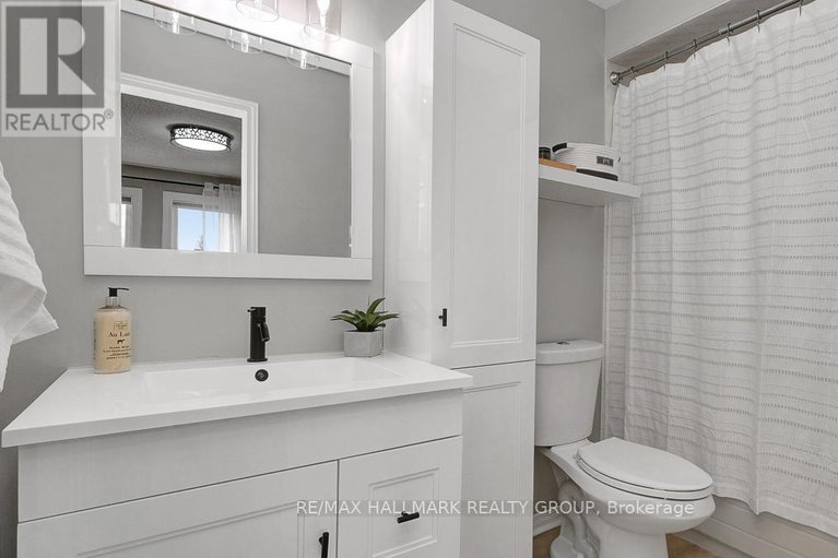 29513772/78-havenhurst-crescent/hunt-club-parkgreenboro/ottawa/ontario/K1T3G5_33