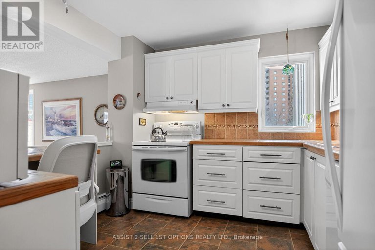 29386575/103-1081-ambleside-drive/woodroffe/ottawa/ontario/K2B8C8_5