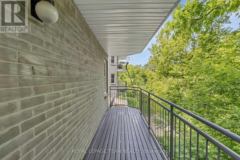 28513863/1-1121-bavlie-avenue/billings-bridge/ottawa/ontario/K1H8P3_21