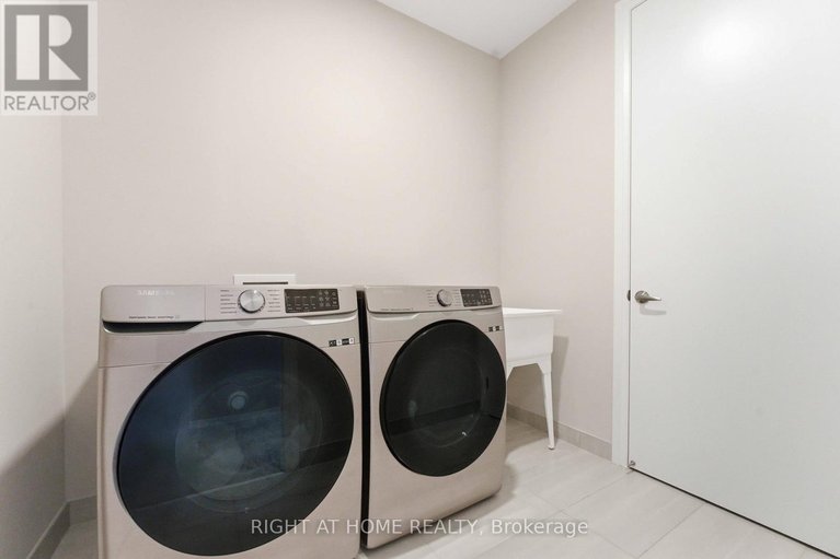 29484591/643-terrier-circle/goulbourn-twp-from-franktown-rdsouth-to-rideau/ottawa/ontario/K0A2Z0_29