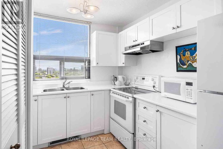 28499286/804-40-arthur-street/west-centre-town/ottawa/ontario/K1R7T5_23