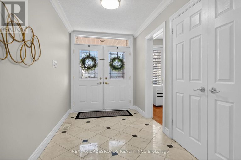 29588901/10-tierney-drive/longfields/ottawa/ontario/K2J4W2_3