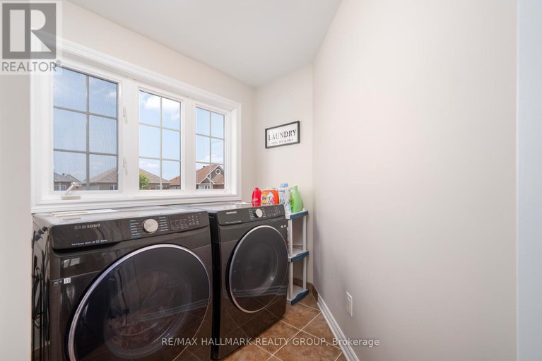 28553258/203-black-sage-crescent/riverside-southgloucester-glen/ottawa/ontario/K1V2J7_28