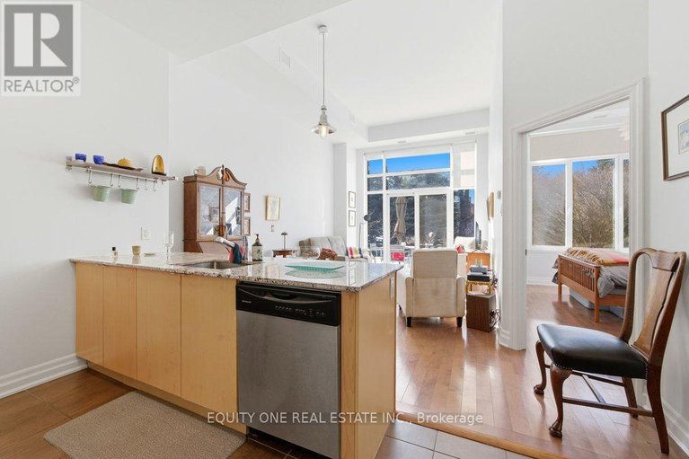 29424820/105-90-landry-street/vanier/ottawa/ontario/K1L0A9_11