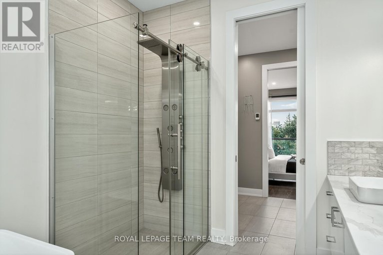 28884514/16-first-avenue/glebe/ottawa/ontario/K1S2G2_29