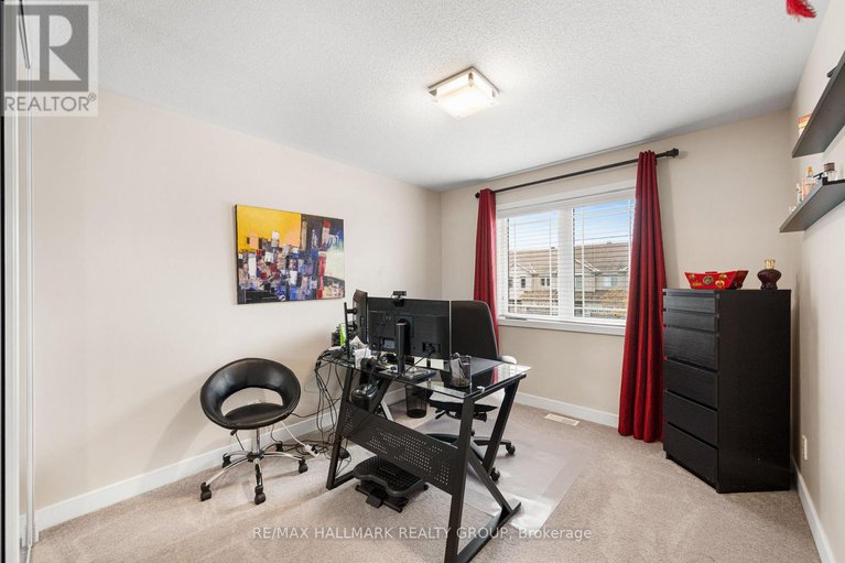 29102611/311-travis-street/mer-bleuebradley-estatesanderson-park/ottawa/ontario/K1W0E5_17