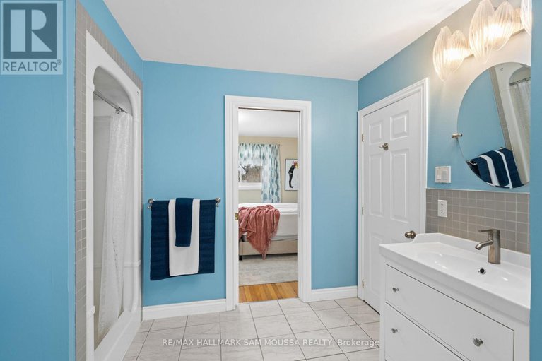 29138832/9-quinpool-crescent/arbeatha-park/ottawa/ontario/K2H6H9_23