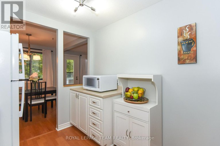 29064089/34-6993-bilberry-drive/convent-glen-north/ottawa/ontario/K1C2C2_11