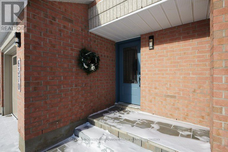 29228348/6370-sablewood-place/chapel-hill/ottawa/ontario/K1C7M3_2