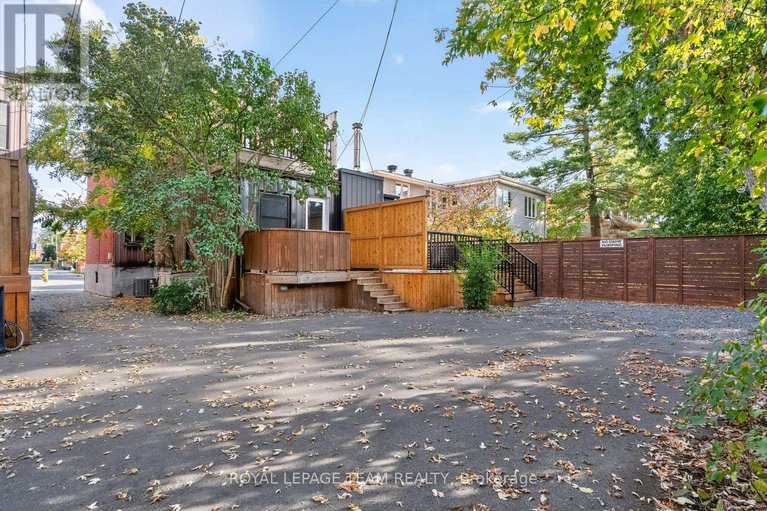 29003194/27-ivy-crescent/lindenlea/ottawa/ontario/K1M1Y1_30