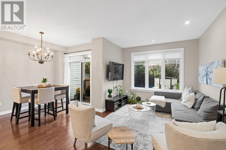28401647/324-horseshoe-crescent-e/stittsville-north/ottawa/ontario/K2S0B6_10