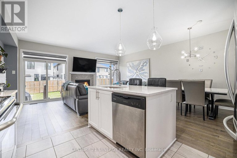 28494818/323-livery-street/emerald-meadowstrailwest/ottawa/ontario/K2V0B4_11