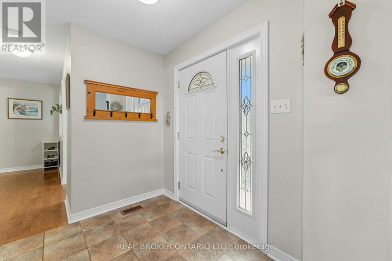 28843559/6-candow-crescent/stittsville-north/ottawa/ontario/K2S1K7_5