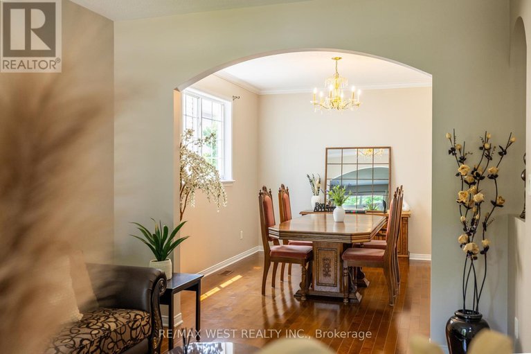 28441775/214-castlegarth-crescent/stonebridge/ottawa/ontario/K2J5N6_6