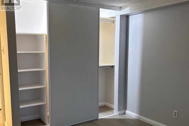 29108912/112-6470-bilberry-drive/orleans-wood/ottawa/ontario/K1C4P1_16