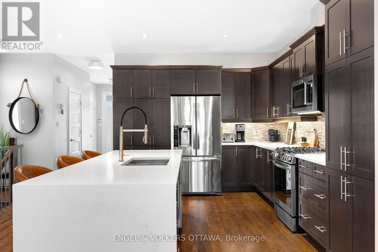 29270052/327-duncairn-avenue/westborohampton-park/ottawa/ontario/K1Z7H1_8