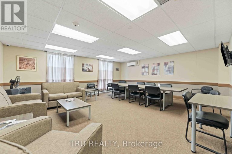 29361379/ph4-158a-mcarthur-avenue/vanier/ottawa/ontario/K1L7E7_21