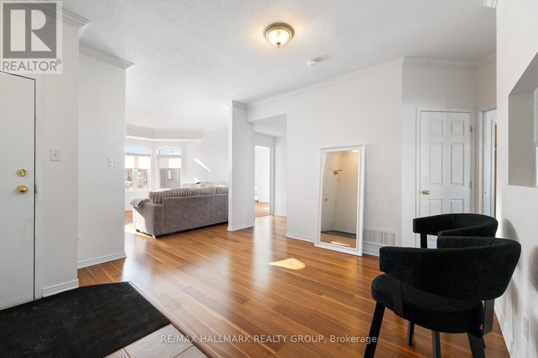 28604649/7-70-briargate-private/springridgeeast-village/ottawa/ontario/K4A0C3_9