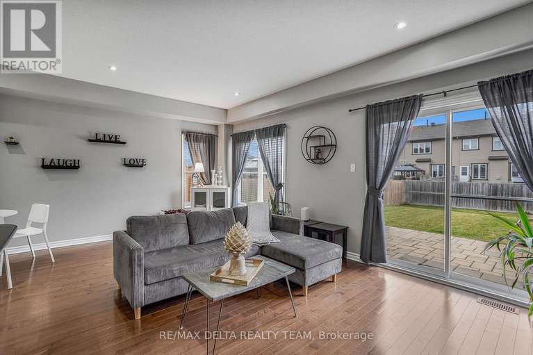 29084367/2210-descartes-street/notting-hillsummerside/ottawa/ontario/K4A0W4_2