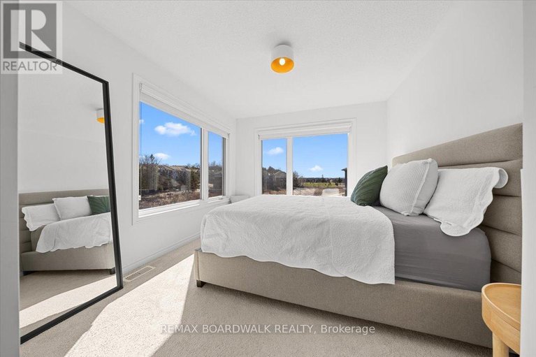 29641185/829-kiniw-private/cfb-rockcliffe-and-area/ottawa/ontario/K1K0P5_36