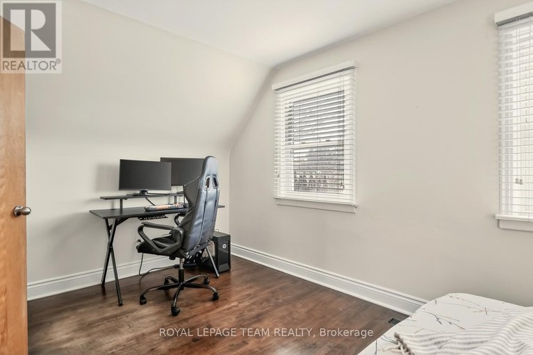 29630933/1314-randall-avenue/alta-vista/ottawa/ontario/K1H7R1_18