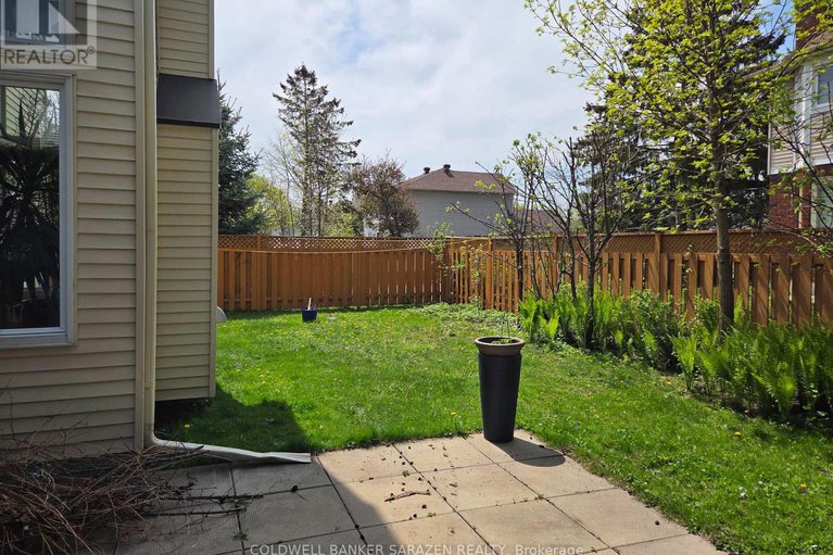27816739/31-dossetter-way-e/hunt-club-park/ottawa/ontario/K1G4S3_16