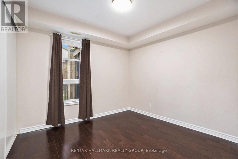 29027462/101-120-montblanc-private/convent-glen-north/ottawa/ontario/K1C0B1_24