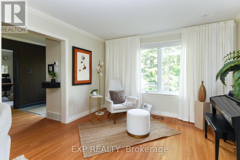 28597988/1866-beattie-avenue/playfair-park/ottawa/ontario/K1H5R8_4