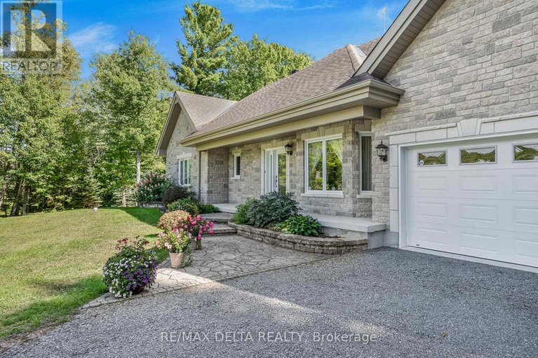28863479/740-vinette-road/clarencerockland-twp/clarence-rockland/ontario/K0A1N0_3