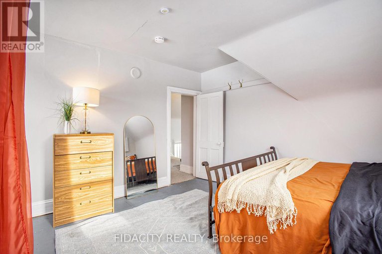 28870163/5046-carp-road/fitzroy-ward-south-east/ottawa/ontario/K0A2H0_18