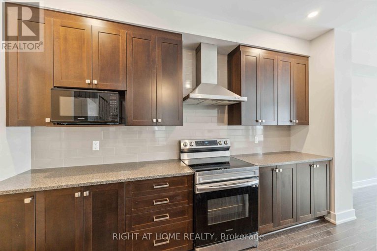 29248505/632-moonflower-crescent-w/blossom-parkkemp-parkfindlay-creek/ottawa/ontario/K1T0X8_10