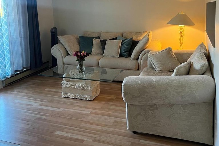 29663245/407-216-viewmount-drive/borden-farmstewart-farmcarleton-heightsparkwood-hills/ottawa/ontario/K2E7X4_4