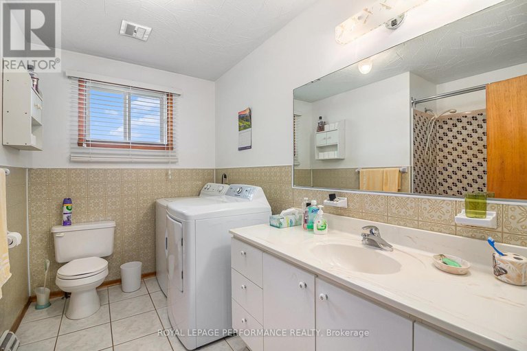 28651458/164-mccormick-road/alexandria/north-glengarry/ontario/K0C1A0_14