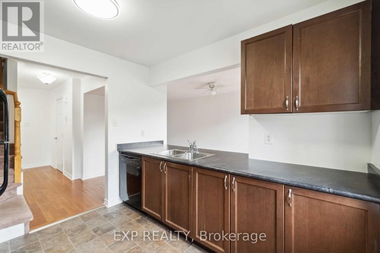 28458195/2307-blue-aster-street/half-moon-bay/ottawa/ontario/K2J0X1_9