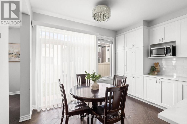 29253756/1131-apolune-street/half-moon-bay/ottawa/ontario/K2J6N8_15