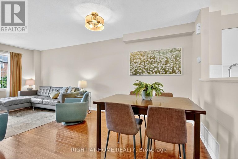 29617505/24-manhattan-crescent/central-park/ottawa/ontario/K2C4B4_6