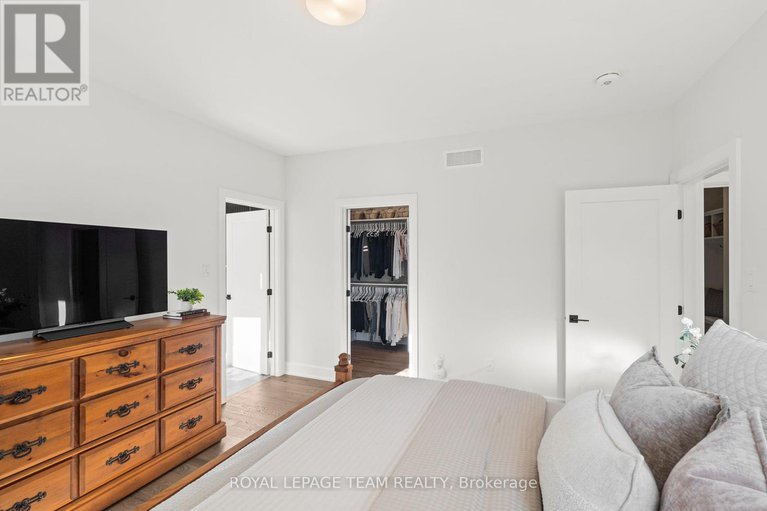 28967479/143-raymond-luhta-crescent/mcnabbraeside-twps/mcnabbraeside/ontario/K7S3G8_21