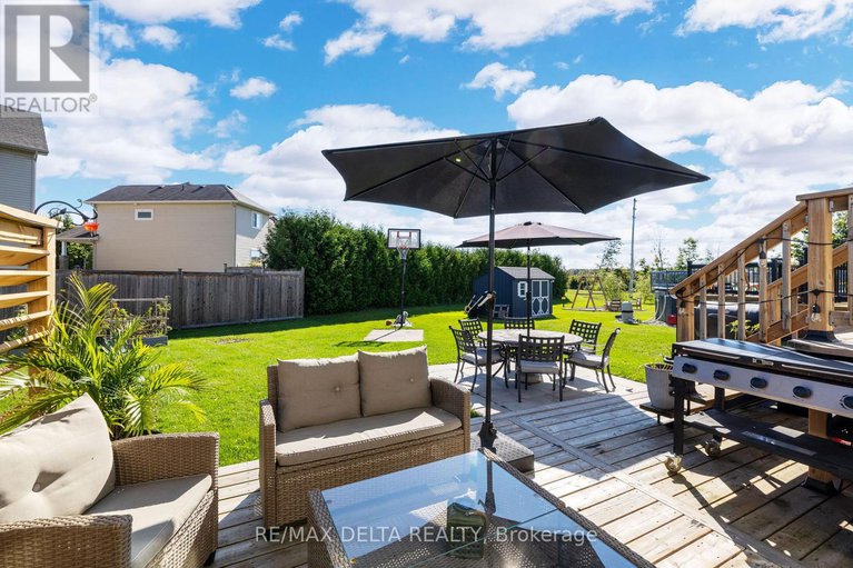 28741409/221-mercury-street/clarencerockland-twp/clarence-rockland/ontario/K4K0E8_41