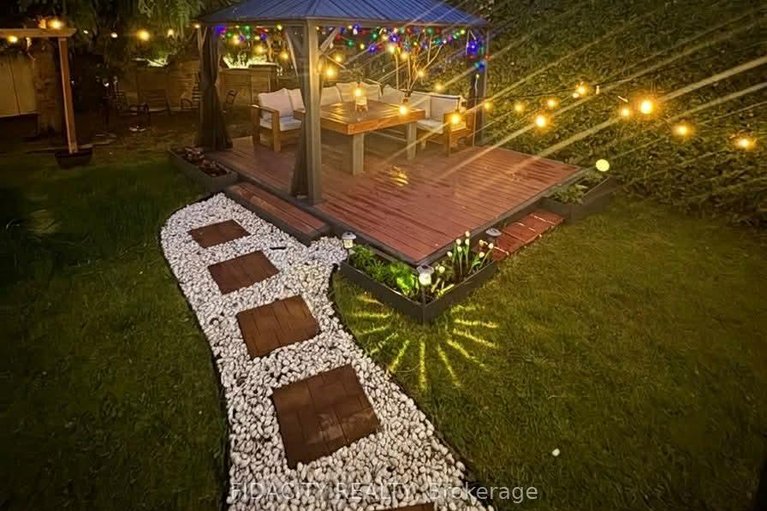 29538560/1-kathleen-crescent/stittsville-central/ottawa/ontario/K2S1L6_29