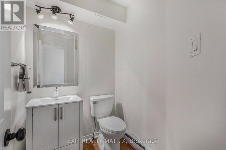 29615366/20-458-briston-private/hunt-club-park/ottawa/ontario/K1G5R4_13