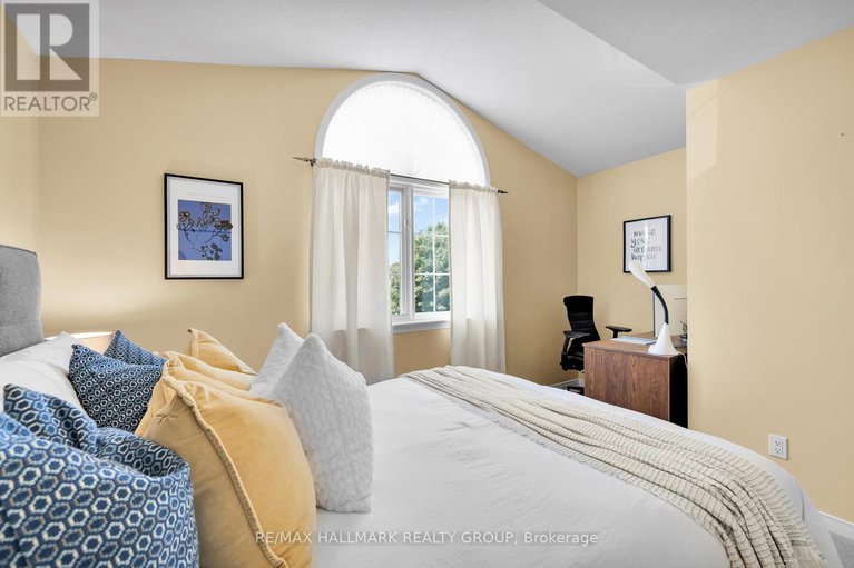 28728271/1087-rocky-harbour-crescent/riverside-southgloucester-glen/ottawa/ontario/K1V1V4_33