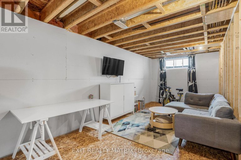 28812740/1144-avignon-street/embrun/russell/ontario/K0A1W0_23