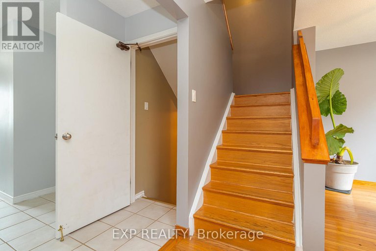 28989665/22-rickey-place/glencairnhazeldean/ottawa/ontario/K2L2E3_19