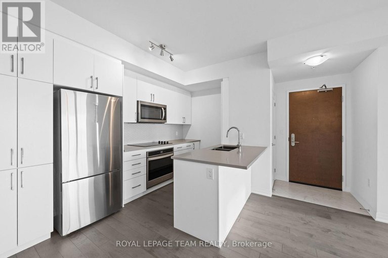 29298213/906-805-carling-avenue/west-centre-town/ottawa/ontario/K1S5W9_12