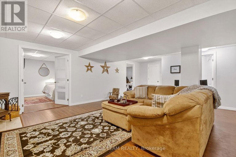 29264458/333-antigonish-avenue/springridgeeast-village/ottawa/ontario/K4A0T9_25