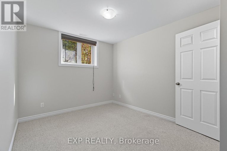 28928923/a-330-everest-private/elmvale-acres/ottawa/ontario/K1G4E4_20