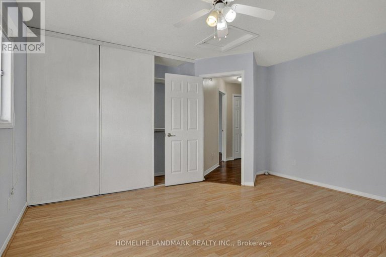 28322387/1856-sunland-drive/fallingbrookgardenway-south/ottawa/ontario/K4A3S8_24