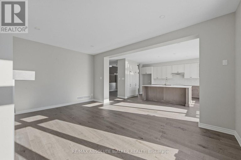 29674696/803-antonio-farley-street/camelot/ottawa/ontario/K4A5N3_15