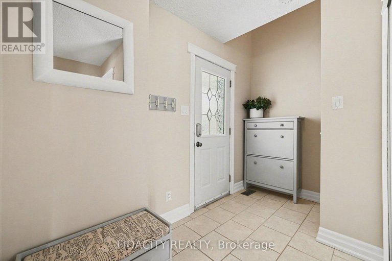 29485889/28-glamorgan-drive/glencairnhazeldean/ottawa/ontario/K2L1P9_15