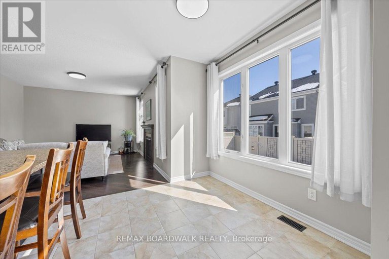 29434197/130-pinelock-street/emerald-meadowstrailwest/ottawa/ontario/K2M0L5_23